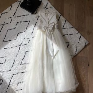 Girls Sz. 8 David’s Bridal Beautiful Dress
